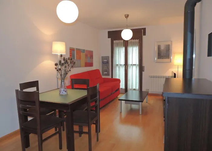 Apartamento Centrico Con Wifi En Biescas